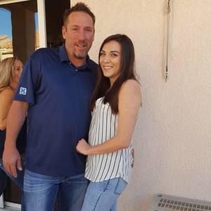 Meet your Posher, Travis